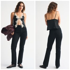Abercrombie & Fitch 90s Slim Straight Ultra High Rise Curve Love NWT 34 J1878